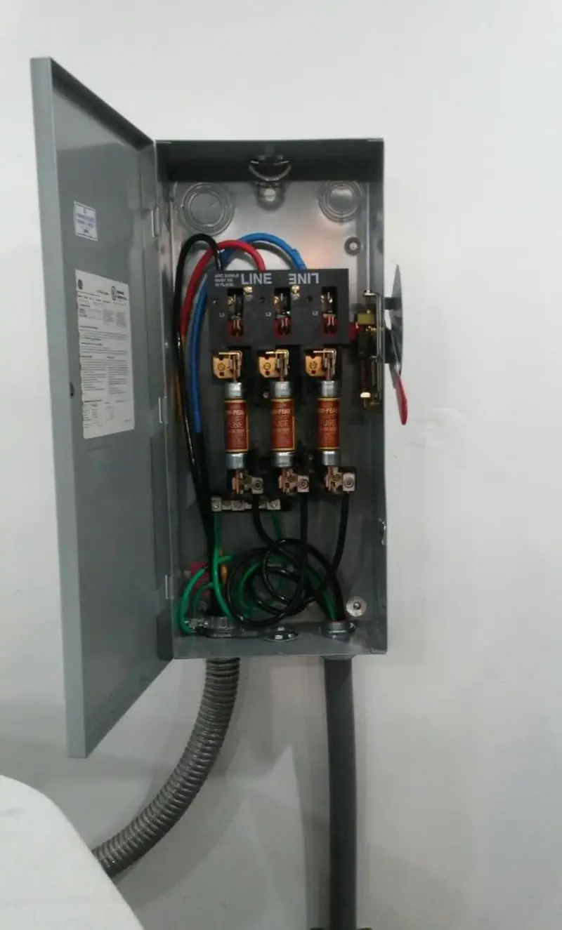 Three-phase disconnect switch installed for Smoke Detector Installation in Gunbarrel